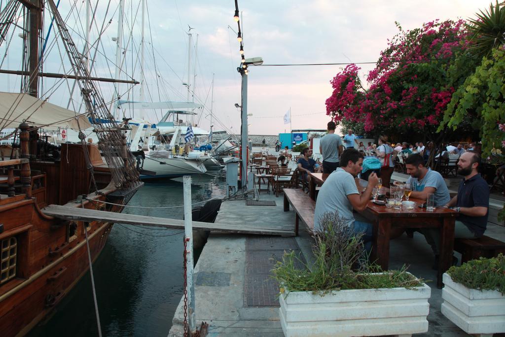Unique Flat With Sea View At Edem Beach - A Seafront Property By Athenian Homes 외부 사진